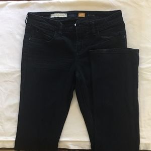 Pilcro (Anthro) Dark Wash 29 Straight Leg